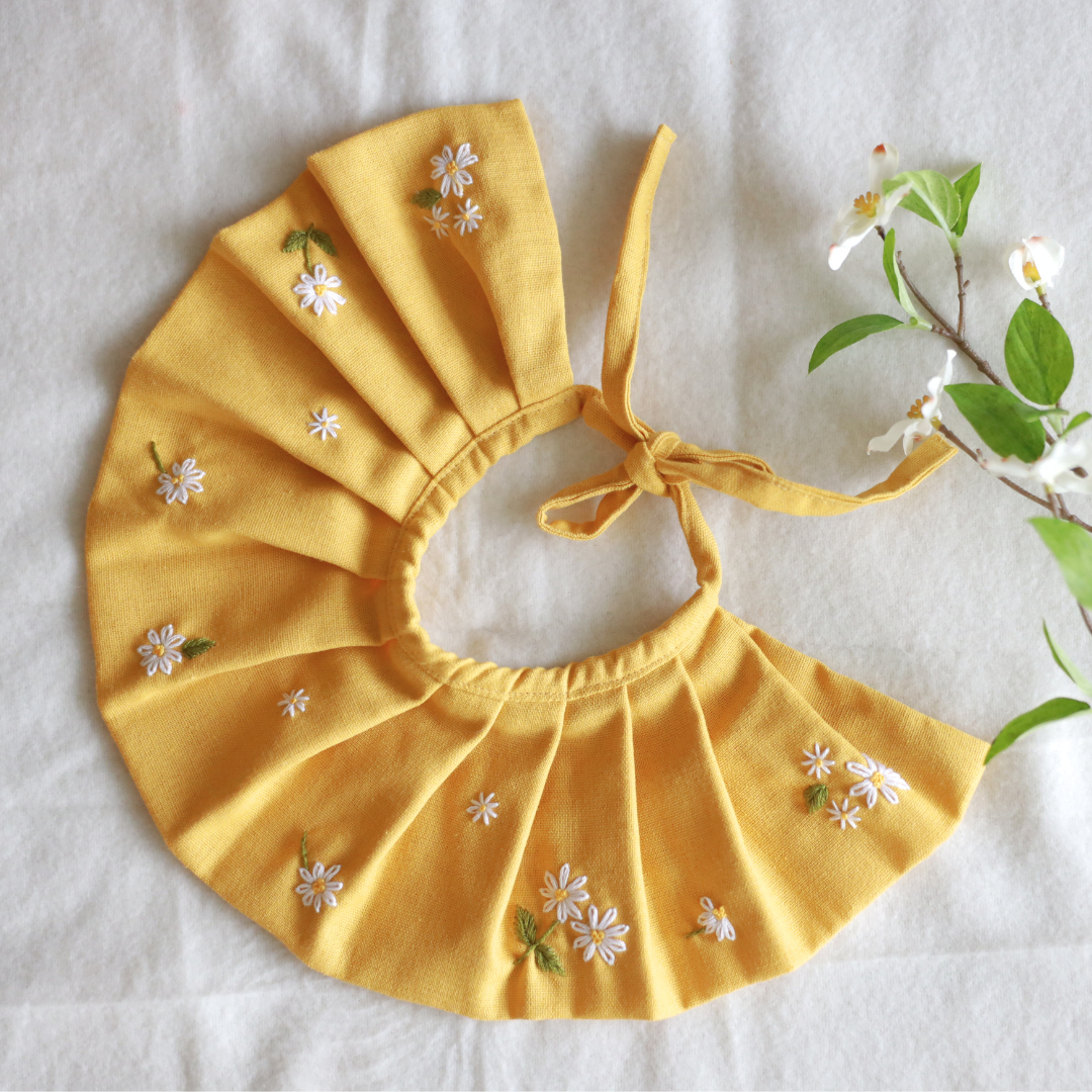 Daisy Dog Bib / Bandana for Mealtime